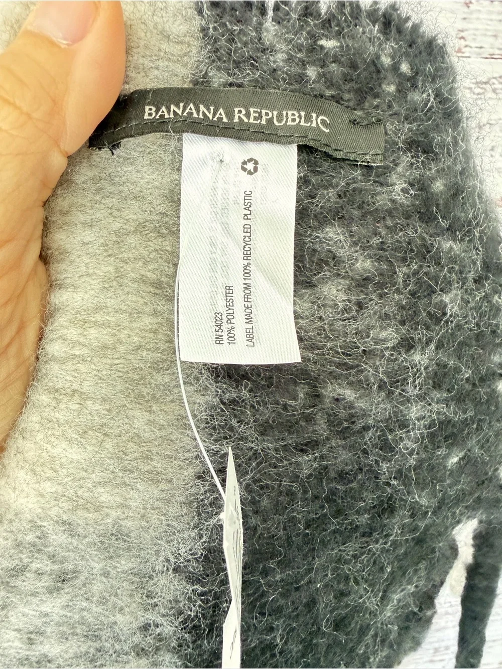 NWT Banana Republic Oversized Plaid Scarf Black Gray Cream Cozy